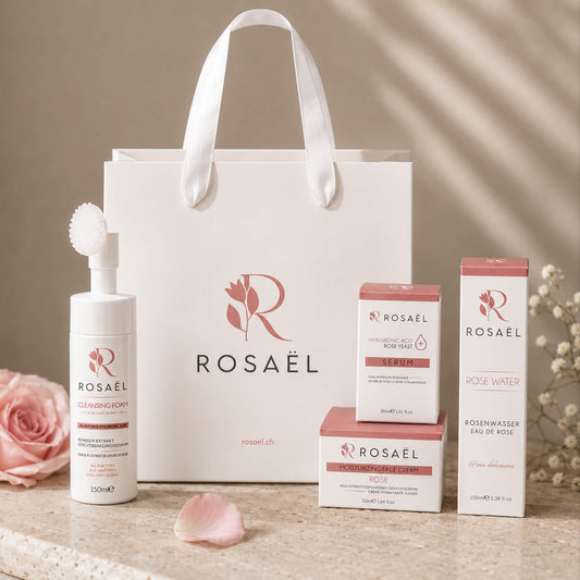 Rosaël Pflegeset mit Geschenktasche, Reinigungsschaum, Rosenwasser, Serum und Gesichtscreme